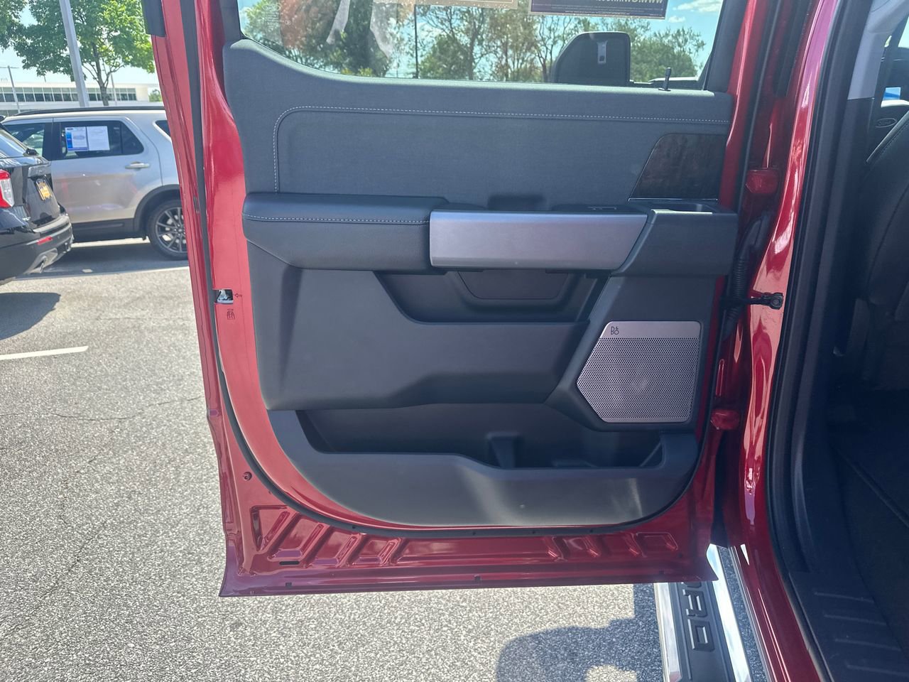 Certified 2024 Ford F350 Lariat w/ FX4 Off-Road Package AWD/4WD image 21