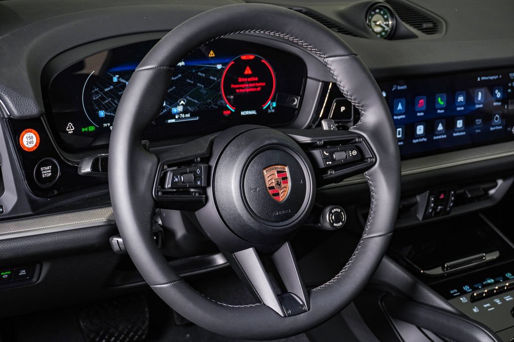 New 2026 Porsche Cayenne Coupe AWD/4WD image 18