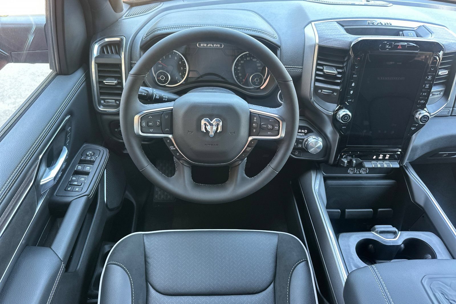 New 2026 RAM 1500 Laramie w/ Night Edition AWD/4WD image 13