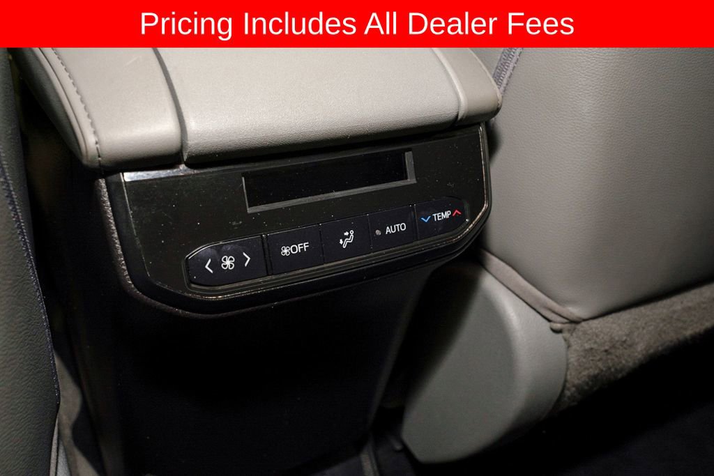 Used 2021 Toyota Highlander Limited AWD/4WD image 8