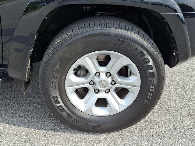 Certified 2023 Toyota 4Runner SR5 Premium w/ Moonroof Package AWD/4WD image 8