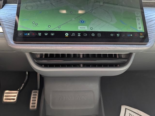 Used 2024 Rivian R1S Adventure Quad AWD/4WD image 26