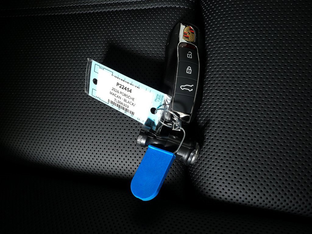 New 2026 Porsche Macan image 27