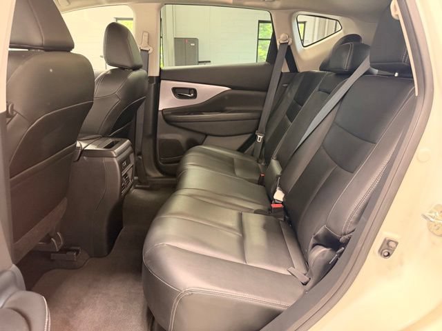 Used 2022 Nissan Murano SV AWD/4WD image 15
