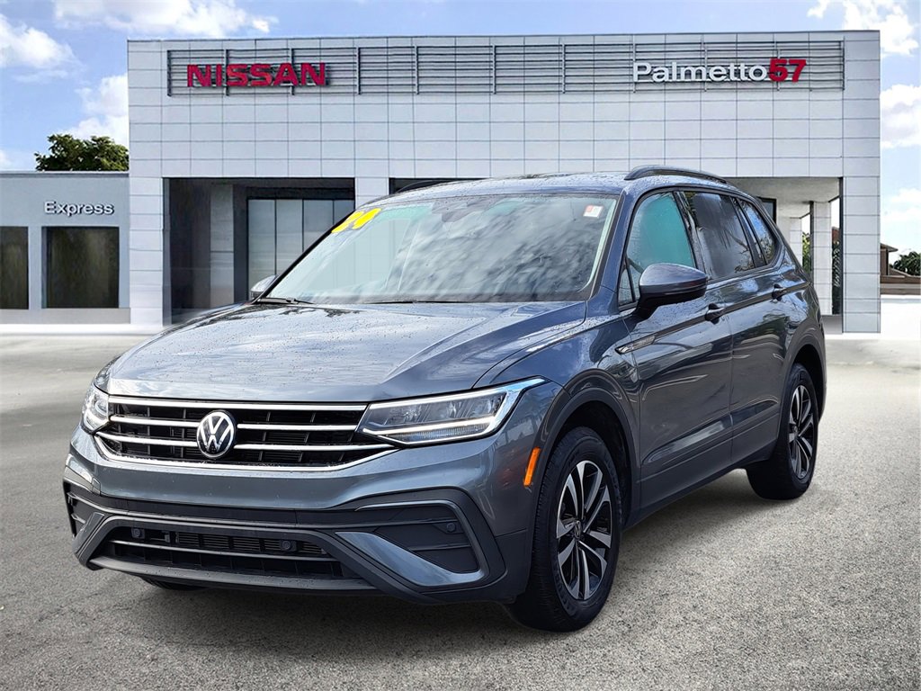 Used 2024 Volkswagen Tiguan S image 3