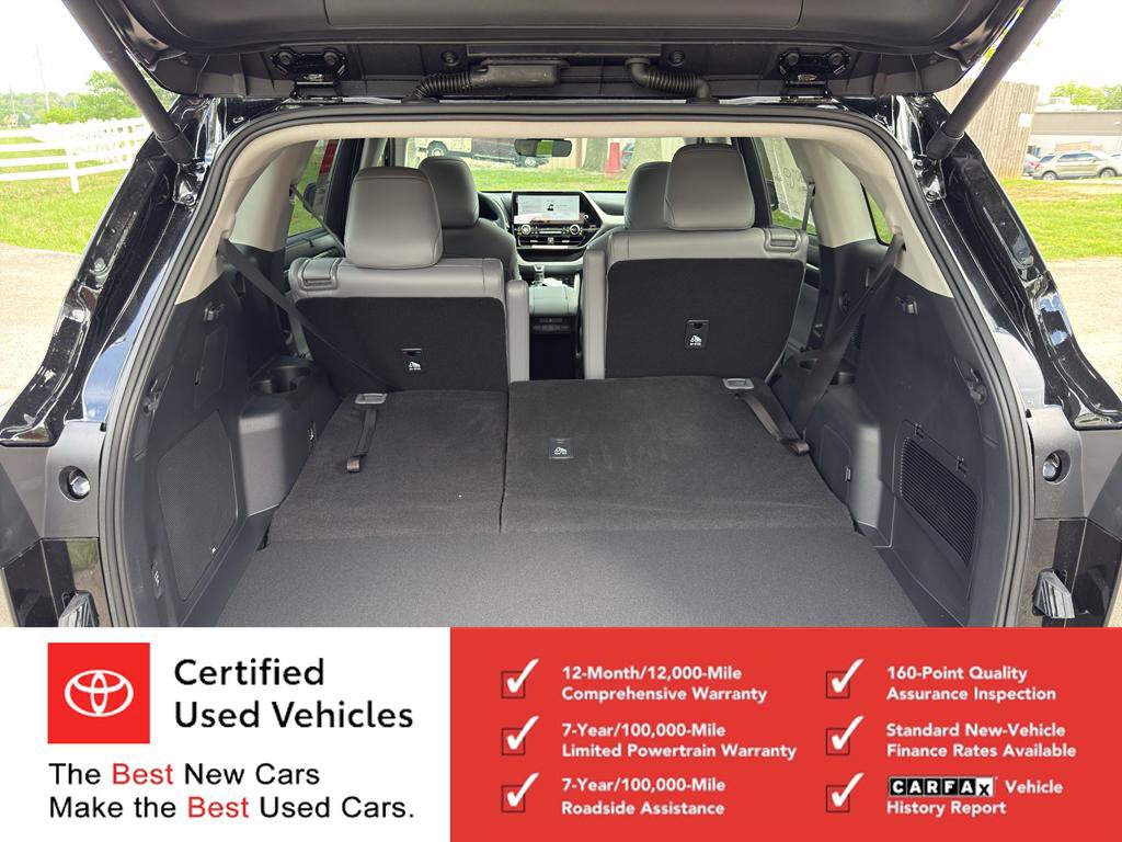 Certified 2026 Toyota Highlander Limited image 8