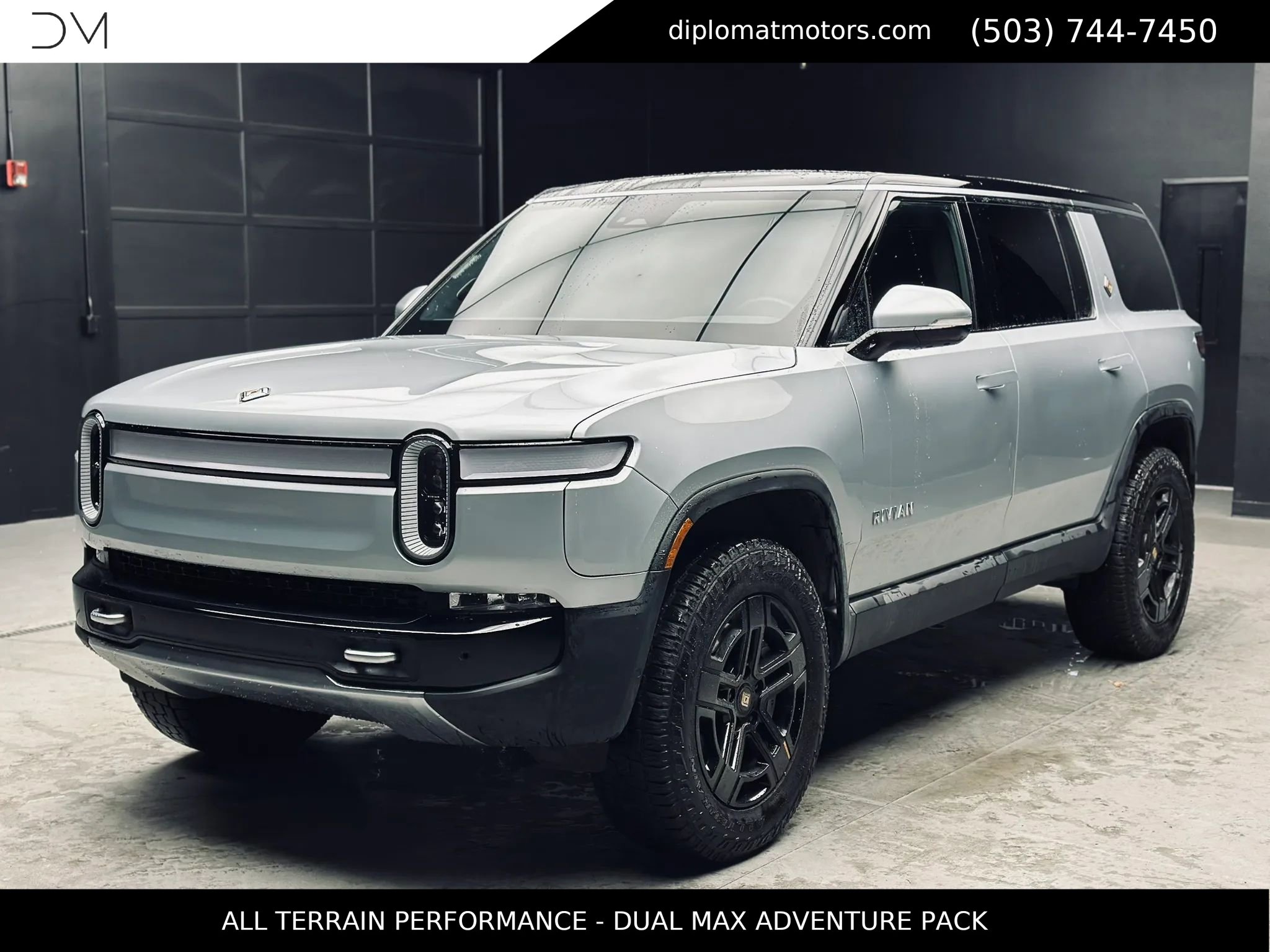 Used 2024 Rivian R1S Adventure image 1