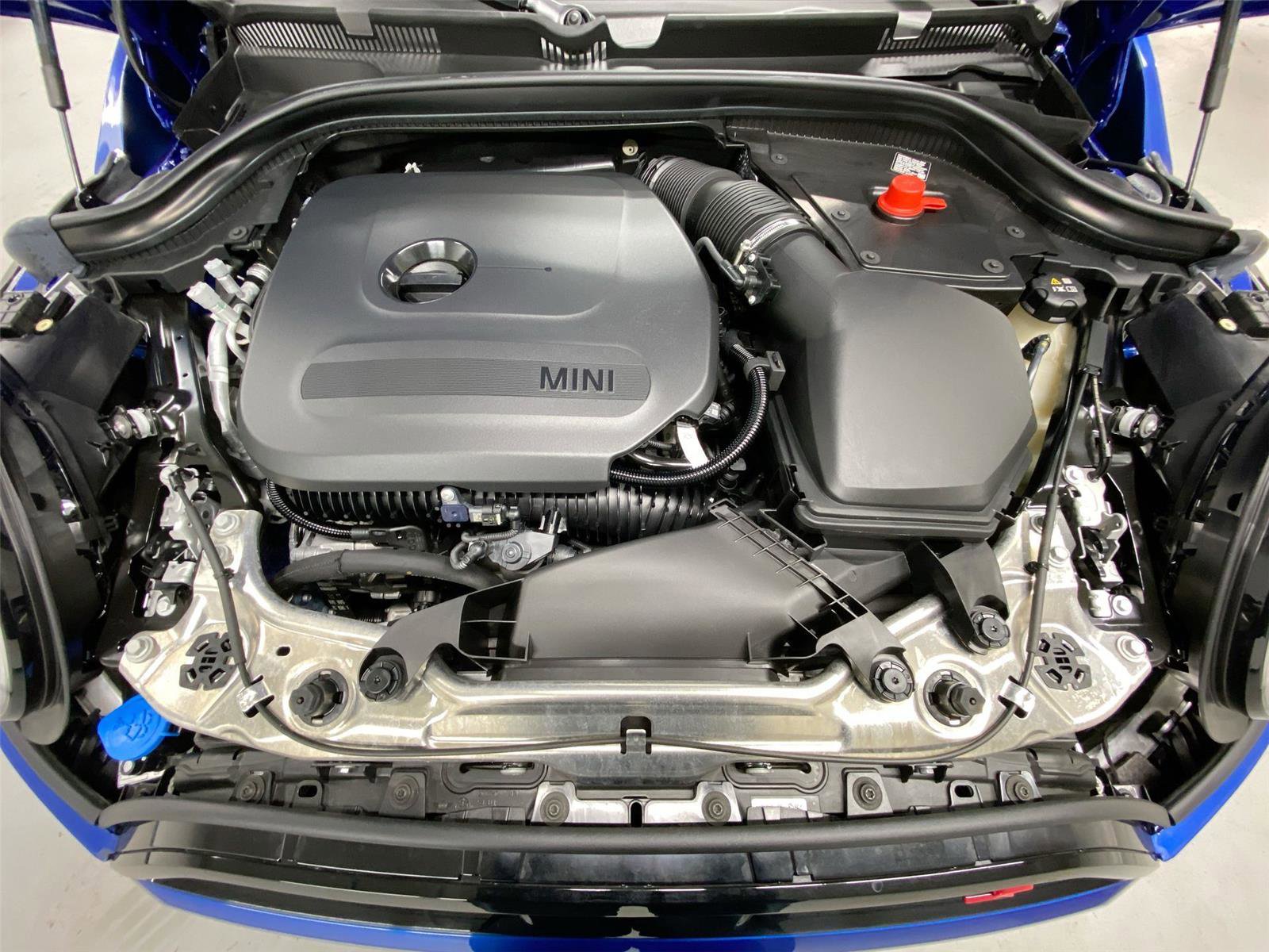 Certified 2025 MINI Cooper S FWD image 22