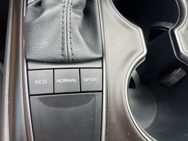 Used 2024 Toyota Camry SE image 24
