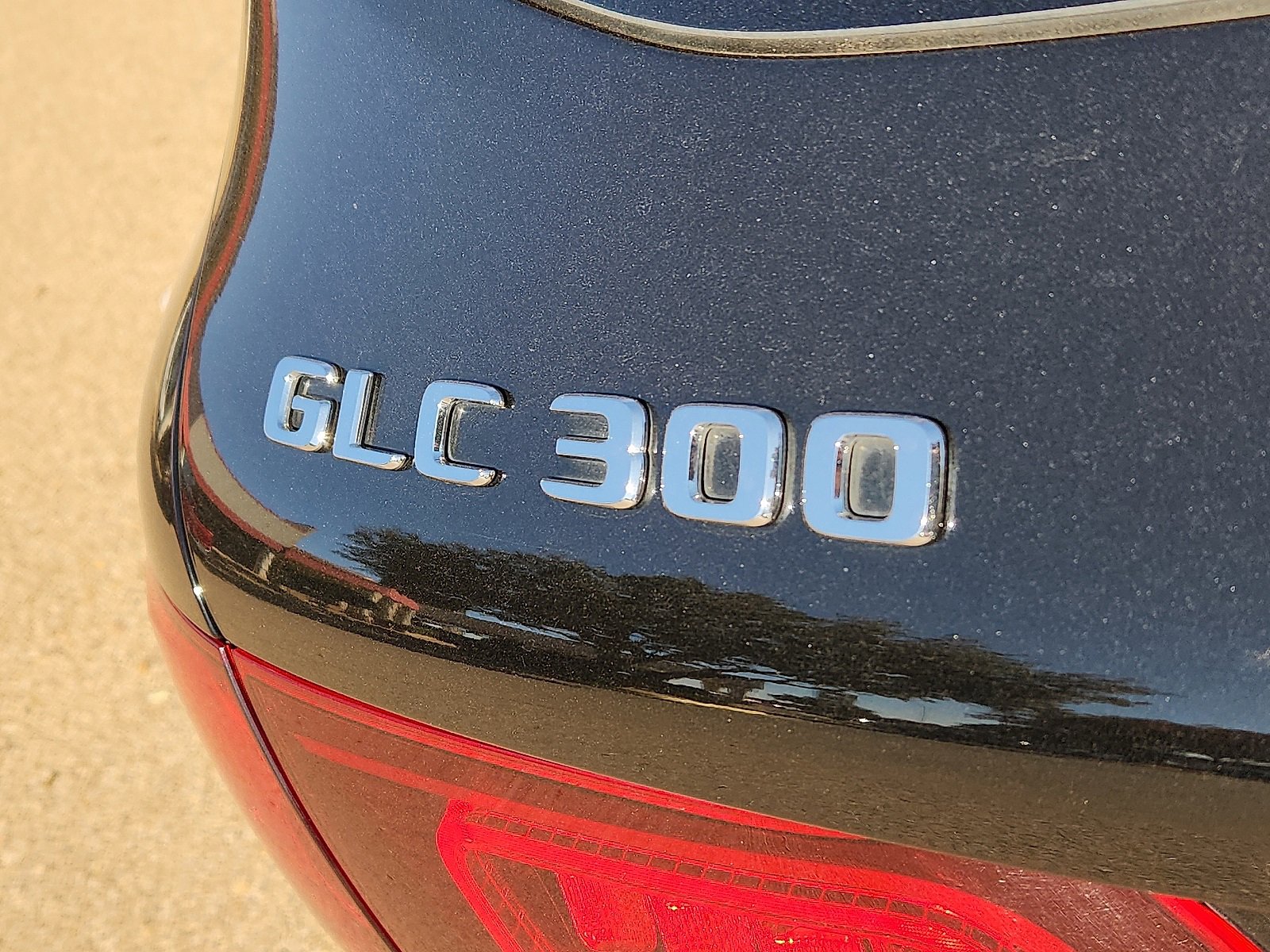 Used 2022 Mercedes-Benz GLC 300 4MATIC image 8