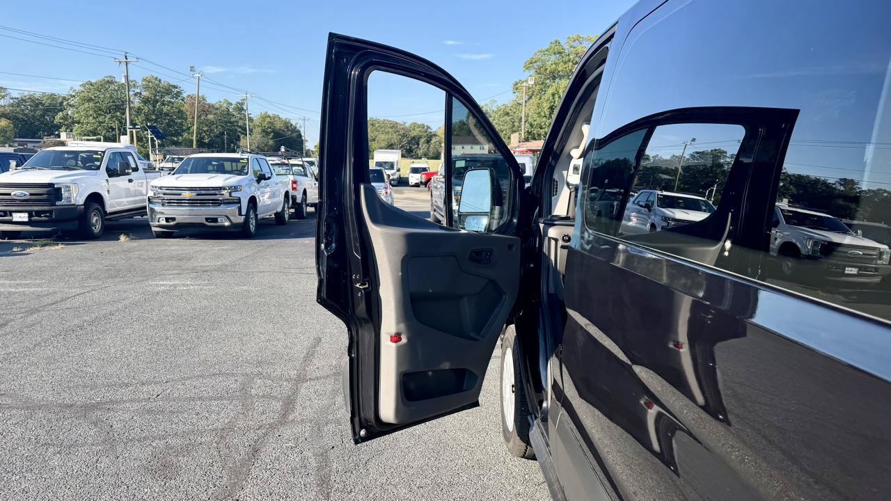 Used 2021 Ford Transit 350 XLT RWD image 13