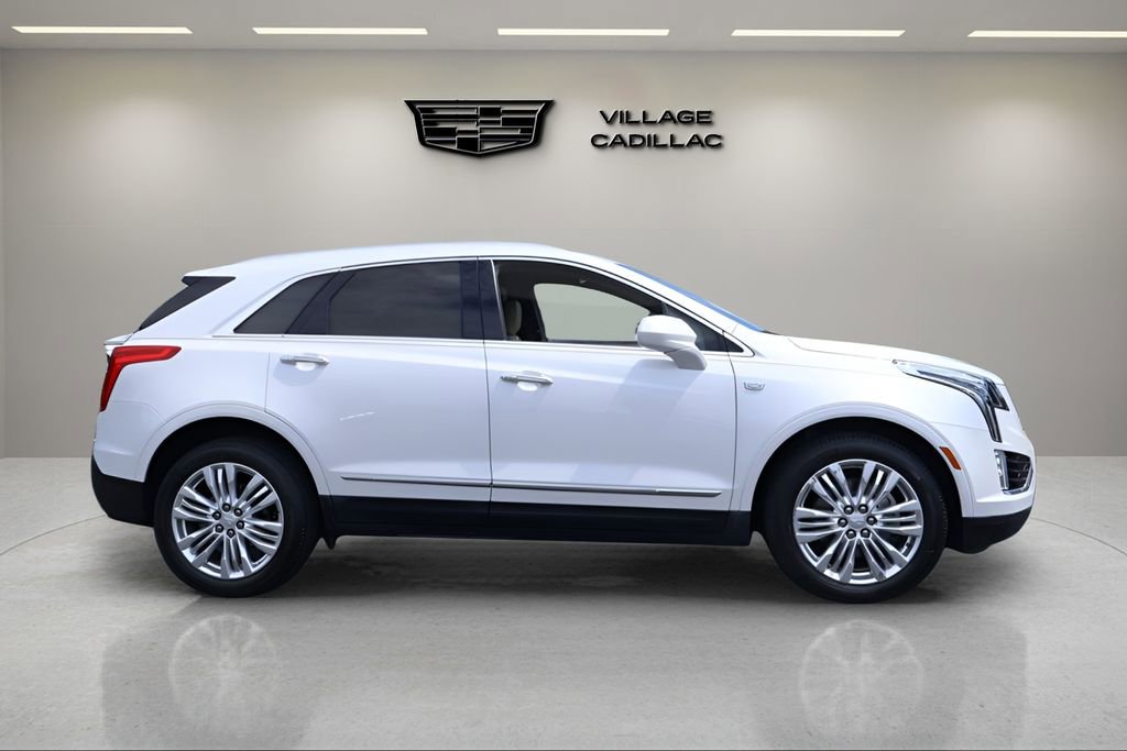 Used 2018 Cadillac XT5 Premium Luxury FWD image 6