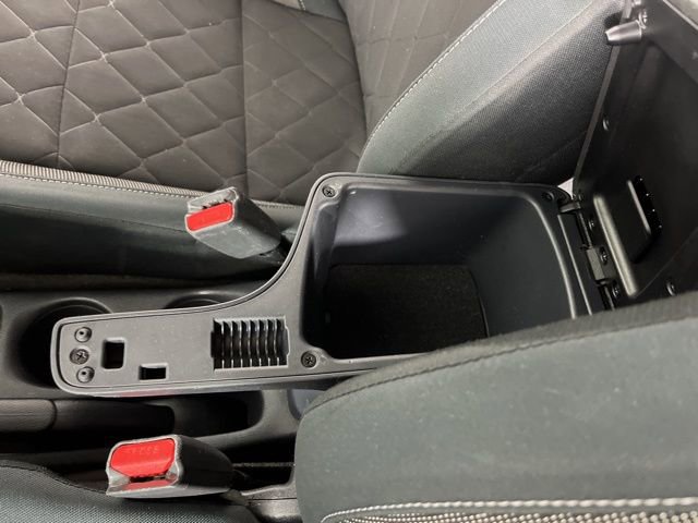 Used 2020 Nissan Kicks S w/ Interior Electronics Package image 30