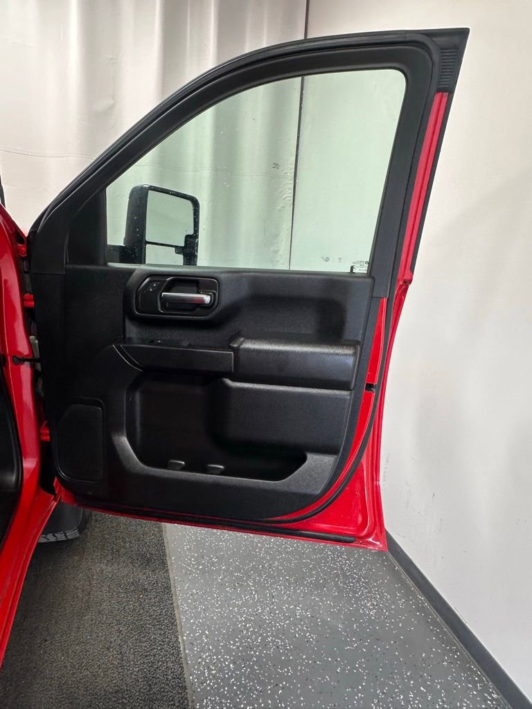 Used 2023 Chevrolet Silverado 2500 Custom w/ Custom Value Package image 19