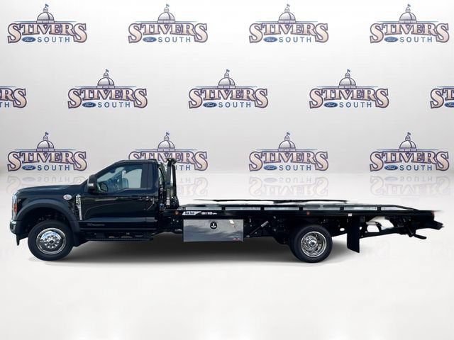 New 2026 Ford F550 2WD Regular Cab Super Duty image 5