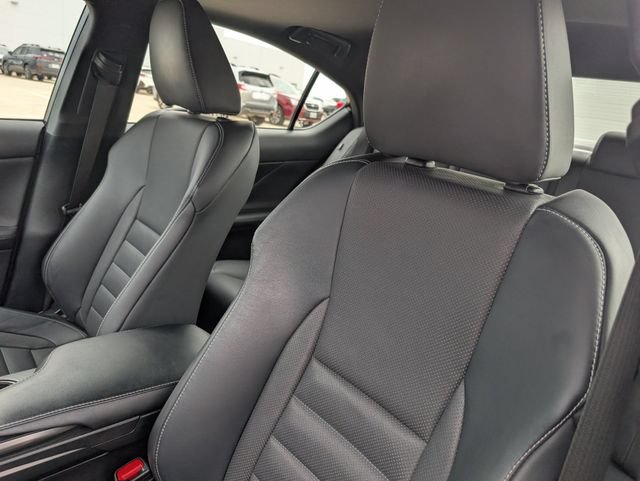 Used 2022 Lexus IS 350 F Sport w/ Navigation Package RWD image 10