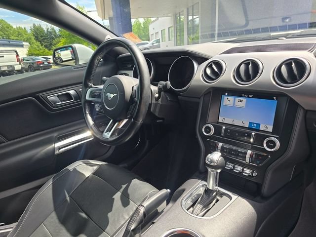 Used 2019 Ford Mustang Premium RWD image 10
