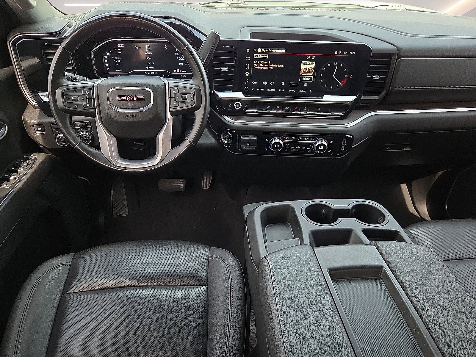 Used 2025 GMC Sierra 1500 SLT AWD/4WD image 11