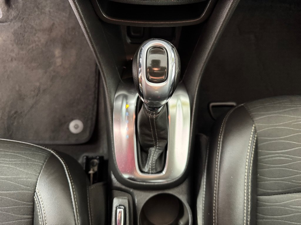 Used 2015 Buick Encore FWD image 16