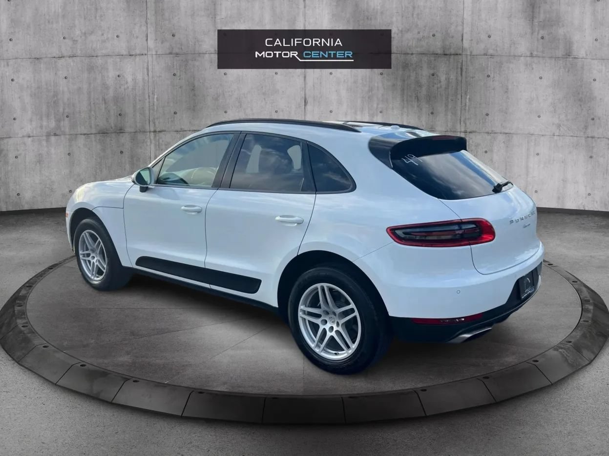 Used 2018 Porsche Macan Sport Edition AWD/4WD image 7