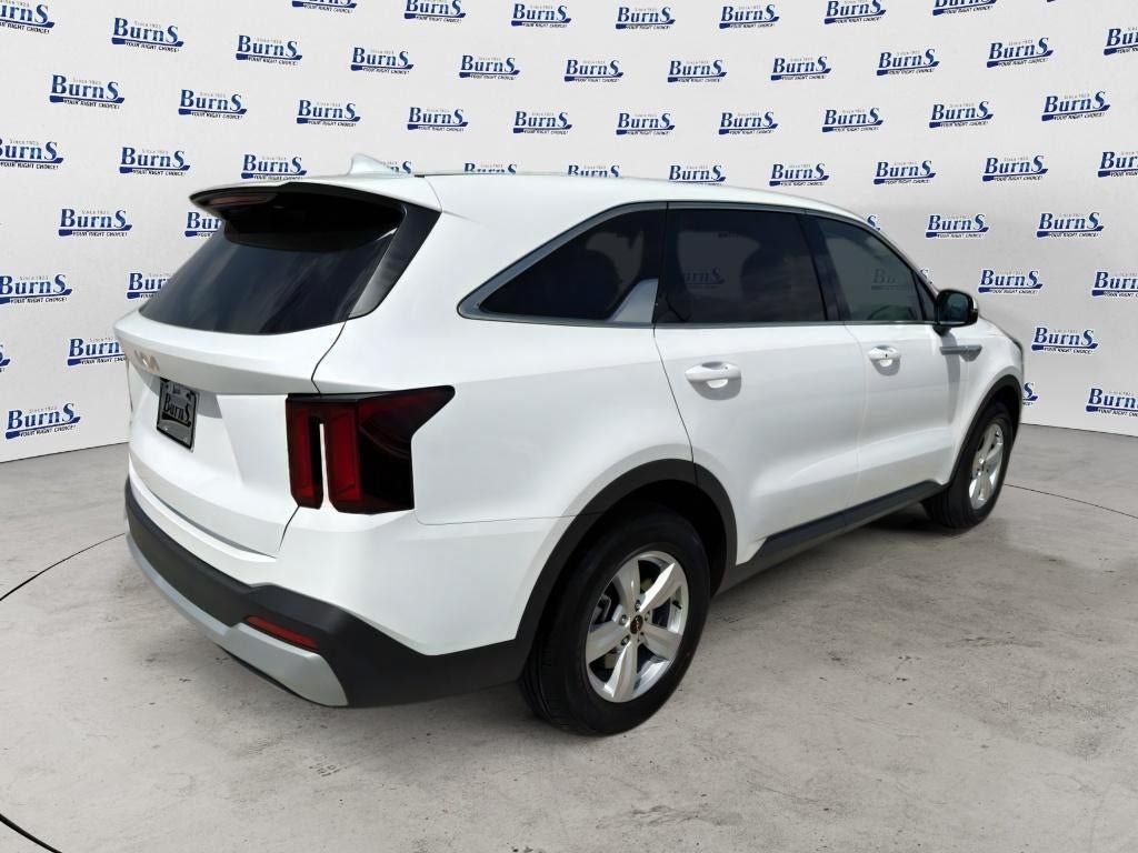 New 2026 Kia Sorento LX FWD image 7
