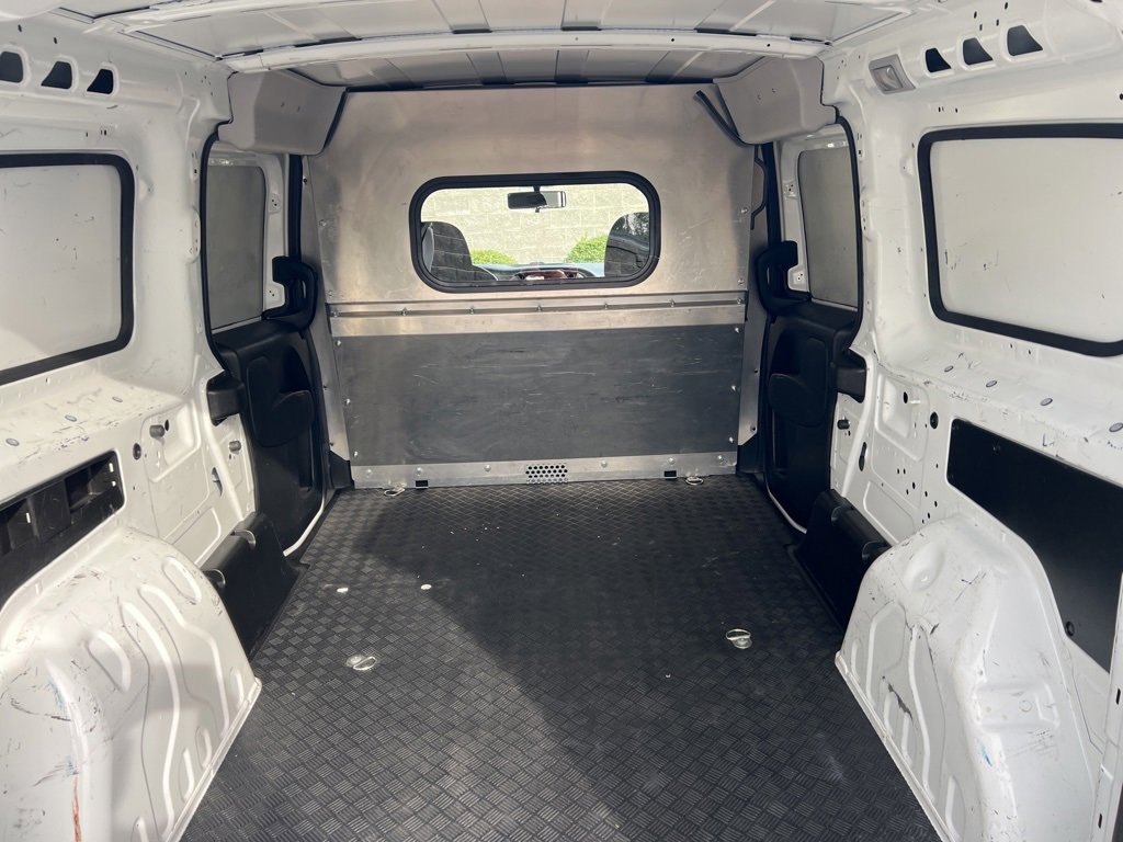 Used 2016 RAM ProMaster City Tradesman w/ Rear Back-up Camera Group image 12