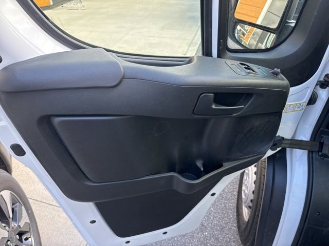 Used 2025 RAM ProMaster 3500 w/ Convenience Group image 9