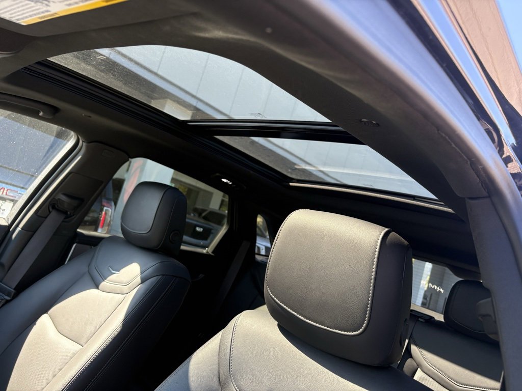 Certified 2025 Cadillac XT5 Premium Luxury image 29