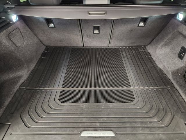 New 2026 Land Rover Range Rover Sport SE image 32