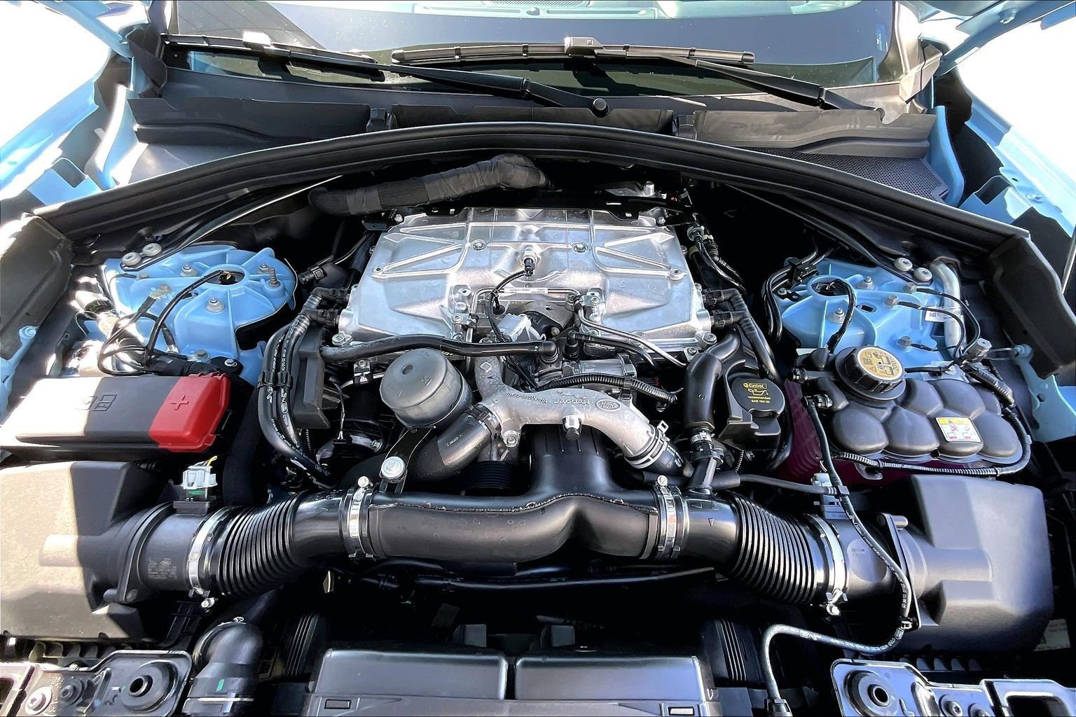 New 2026 Jaguar F-PACE SVR image 12