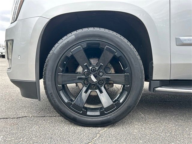 Used 2020 Cadillac Escalade Luxury image 10