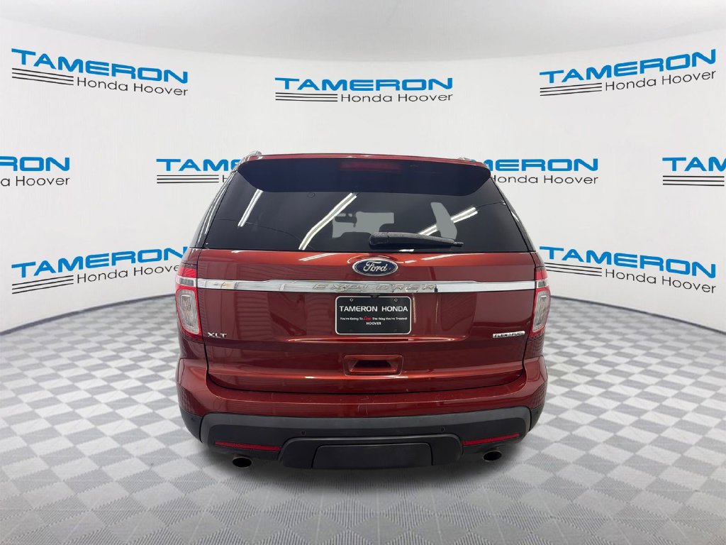 Used 2014 Ford Explorer XLT w/ Equipment Group 202A FWD image 4
