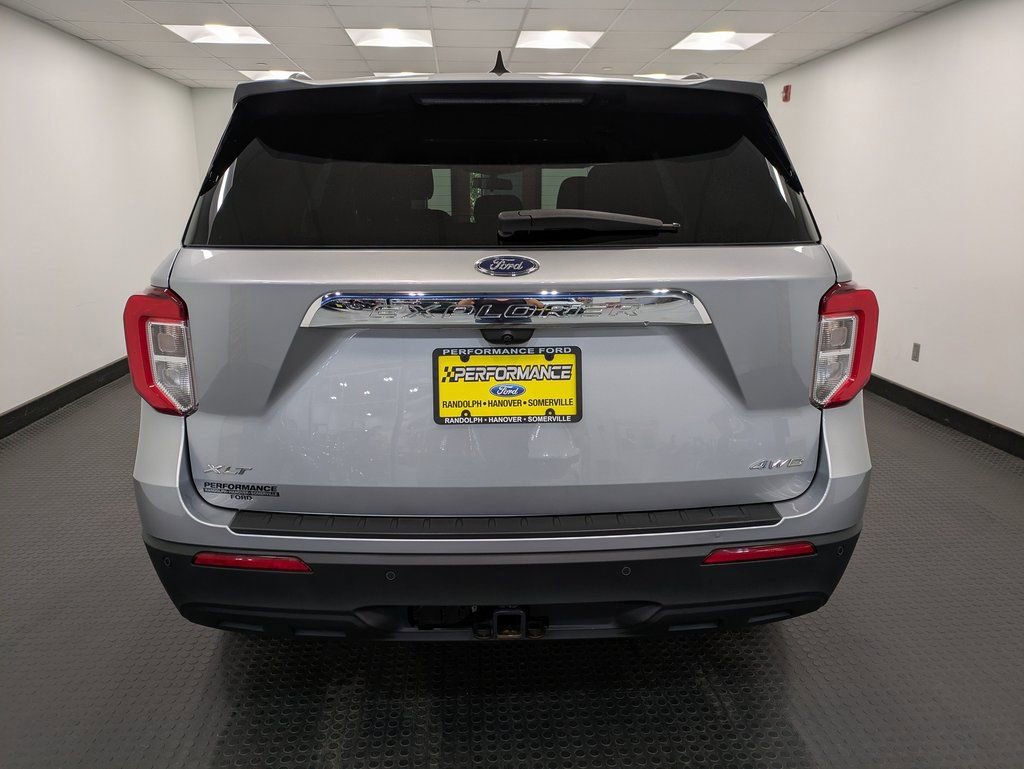 Used 2022 Ford Explorer XLT w/ Class IV Trailer Tow Package image 5