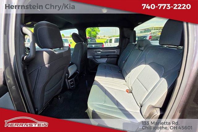 Used 2022 RAM 1500 Big Horn AWD/4WD image 16