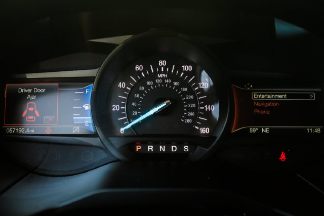 Used 2020 Ford Edge Titanium AWD/4WD image 30