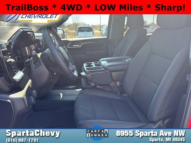 Used 2024 Chevrolet Silverado 1500 LT Trail Boss w/ Protection Package image 10