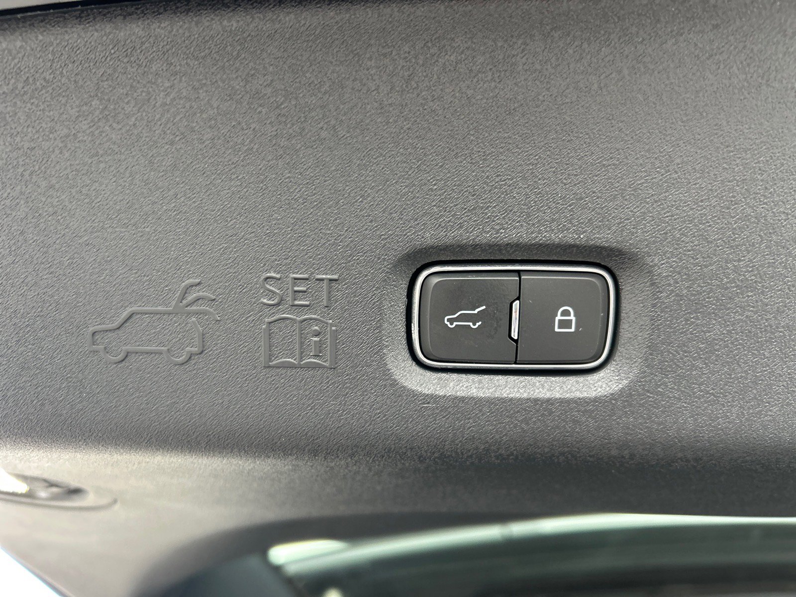 Certified 2025 Ford Expedition Max Platinum w/ Stealth Performance Package image 19