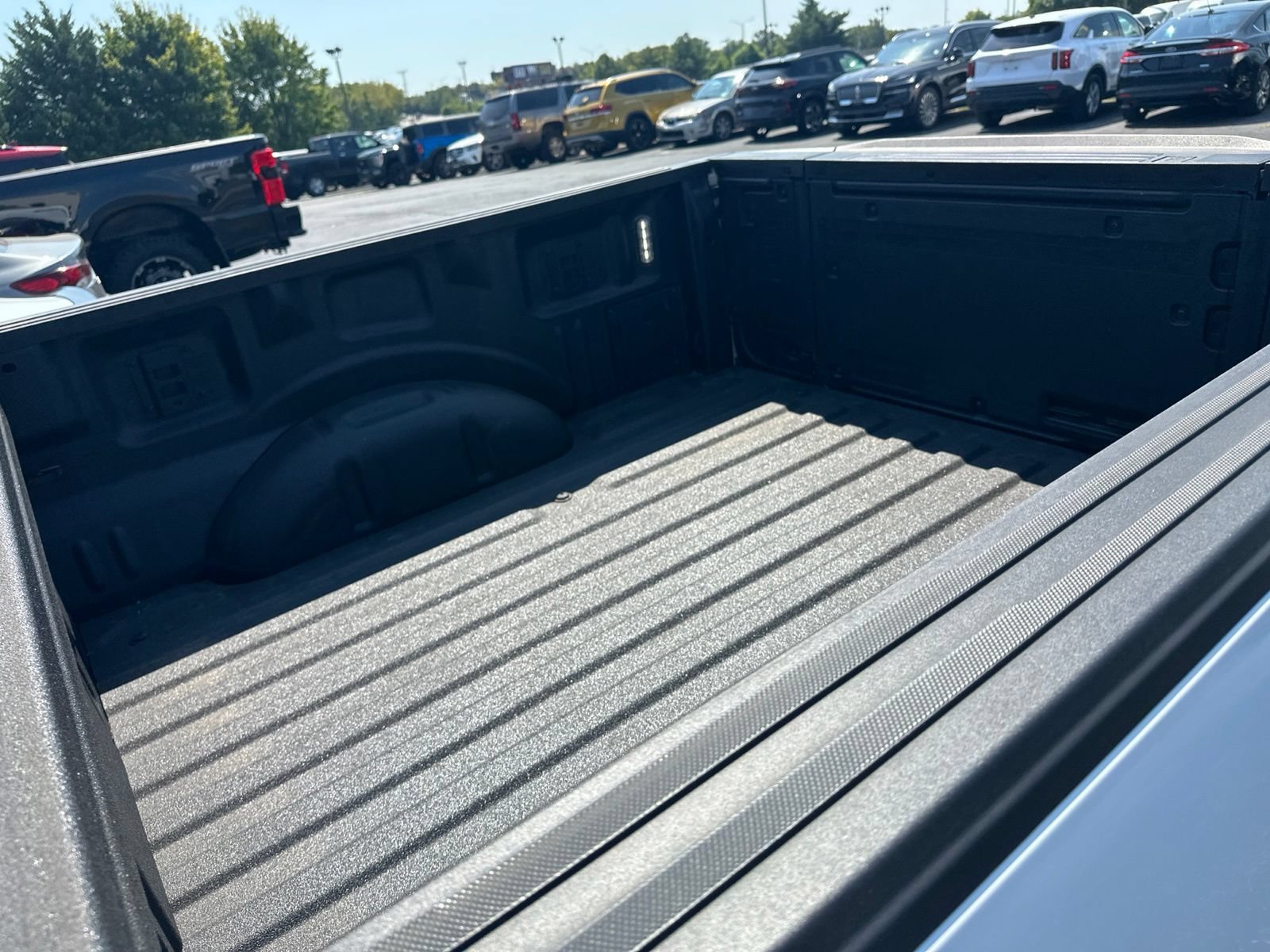 Used 2025 Ford F150 Lariat w/ Equipment Group 501A Mid AWD/4WD image 6