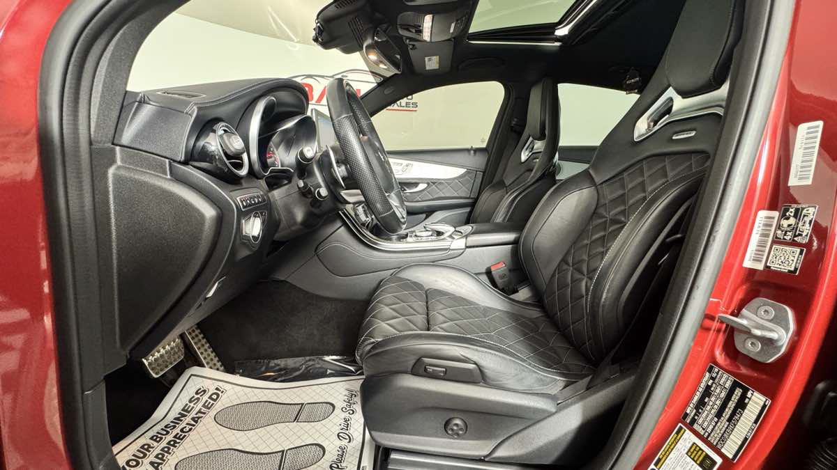 Used 2019 Mercedes-Benz GLC 63 AMG S w/ Multimedia Package image 17
