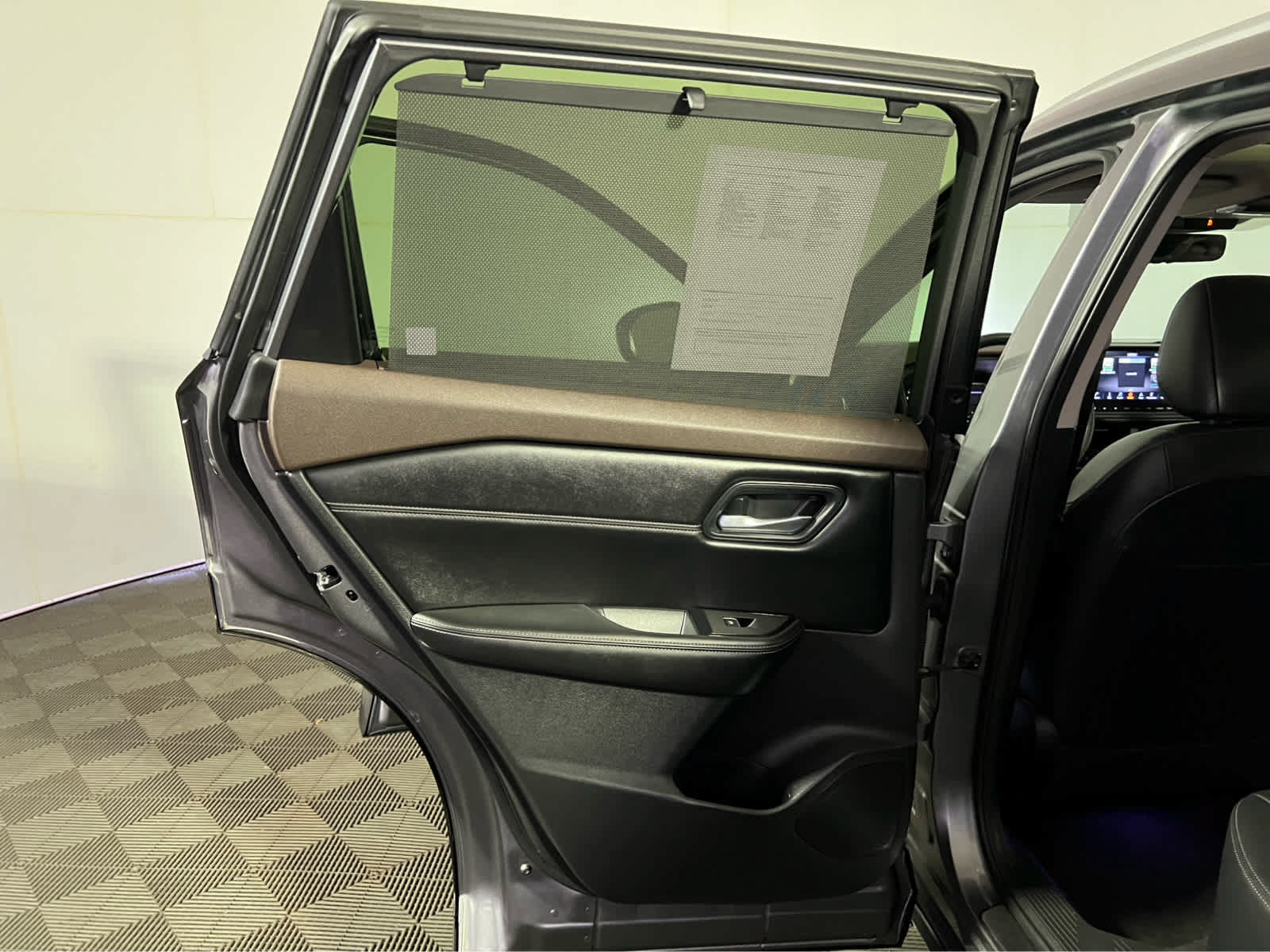 Used 2023 Nissan Rogue SL w/ SL Premium Package AWD/4WD image 26