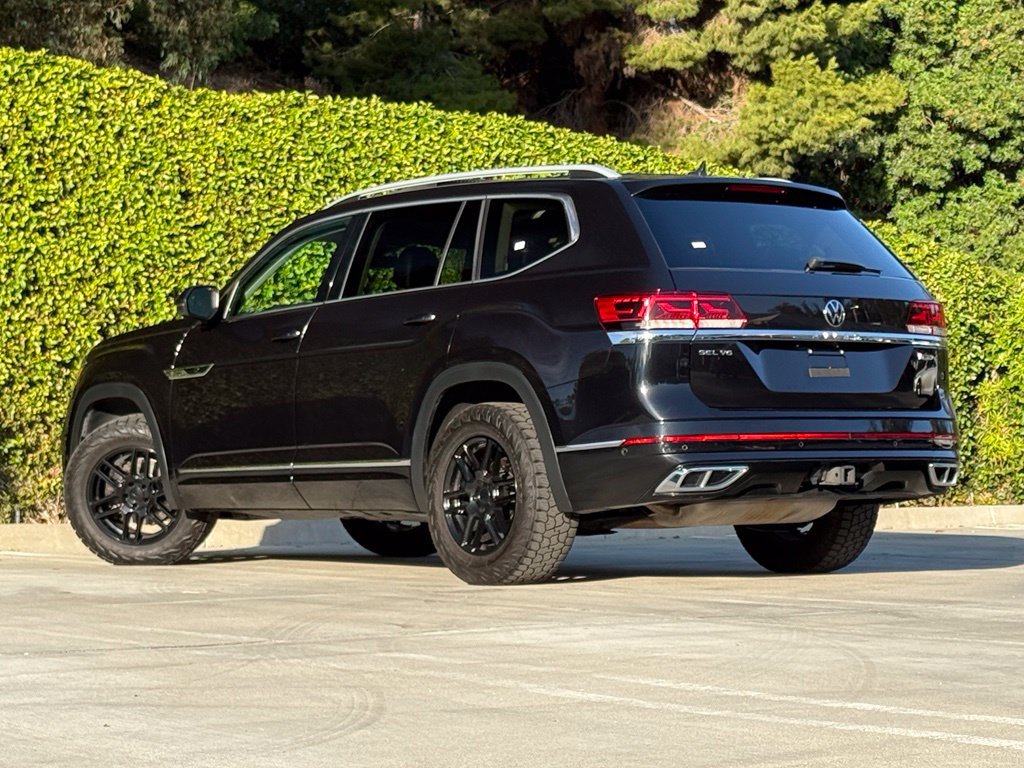 Used 2022 Volkswagen Atlas SEL Premium AWD/4WD image 2