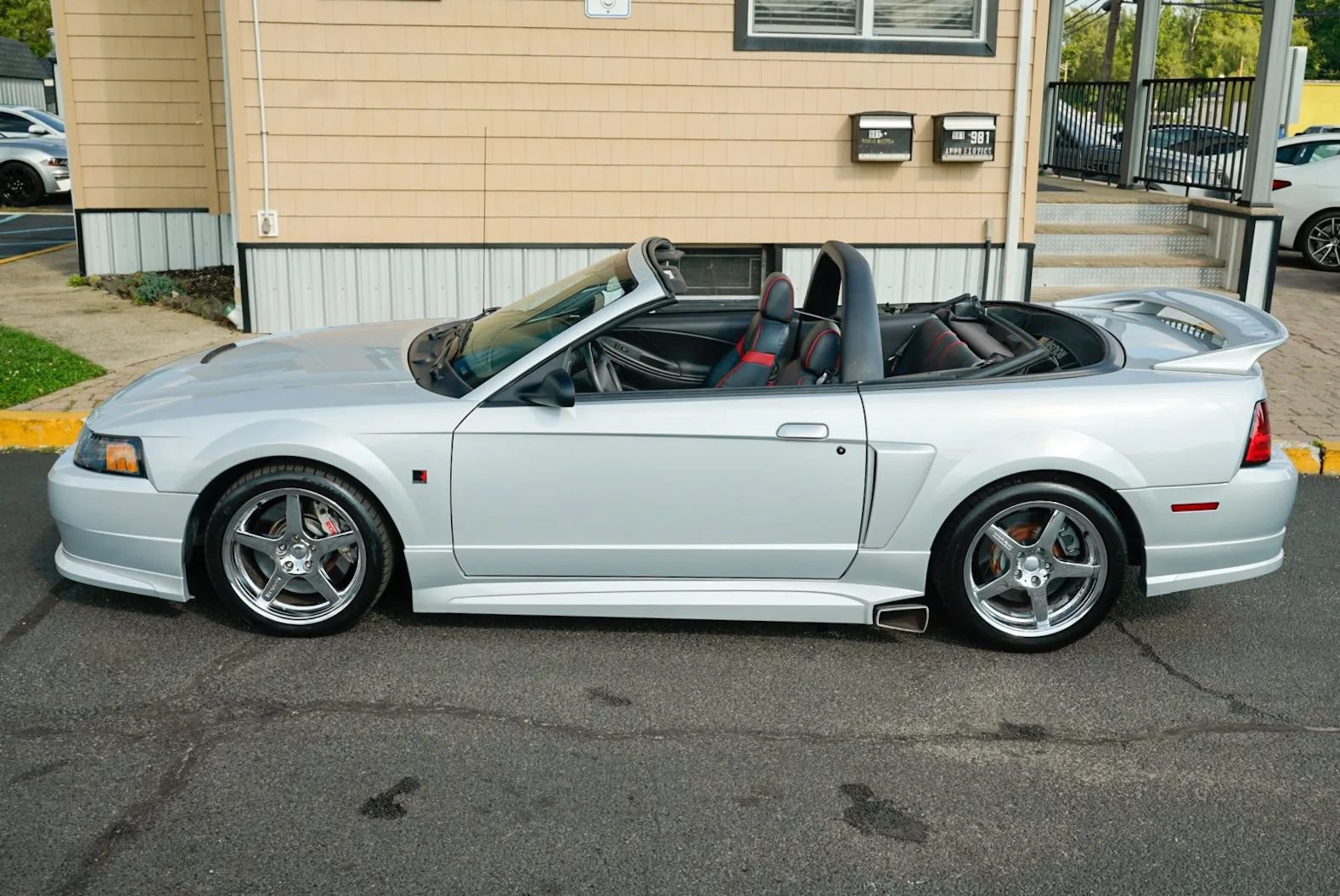 Used 2002 Ford Mustang GT RWD image 8