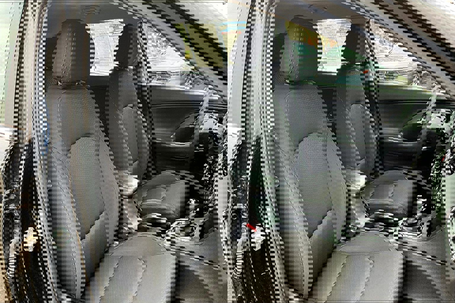 Used 2018 Hyundai Elantra GT image 7