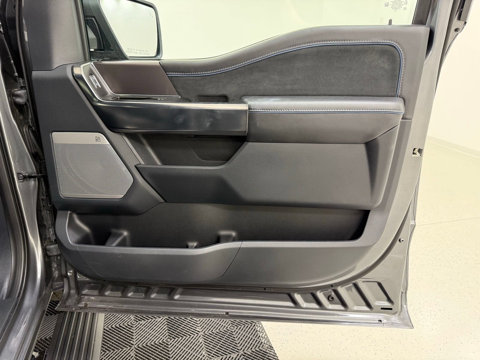 Used 2025 Ford F150 Platinum AWD/4WD image 40