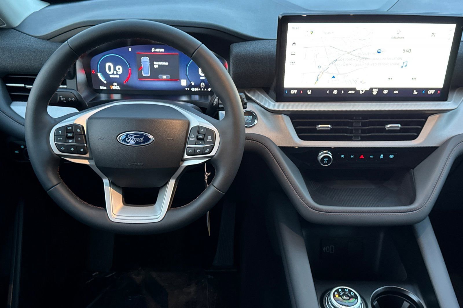 New 2026 Ford Explorer Active w/ Active Comfort Package RWD image 13
