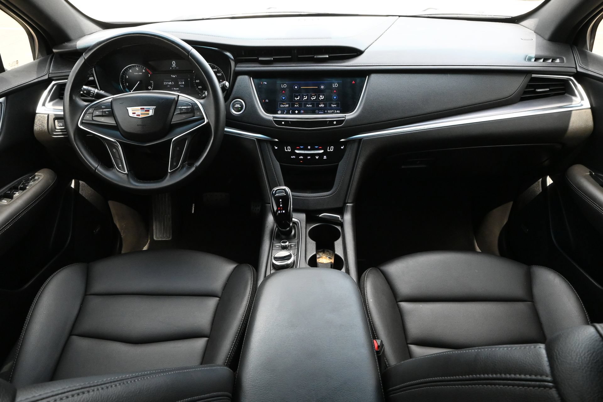 Certified 2025 Cadillac XT5 Luxury FWD image 8