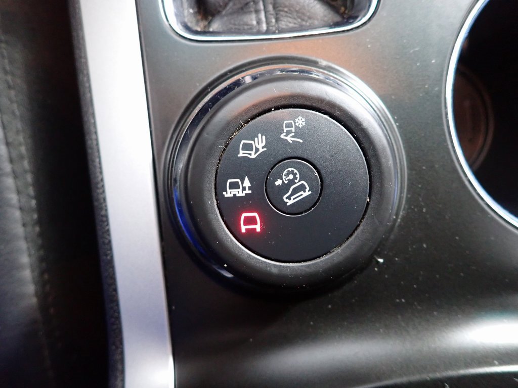 Used 2015 Ford Explorer Limited w/ Equipment Group 302A image 2