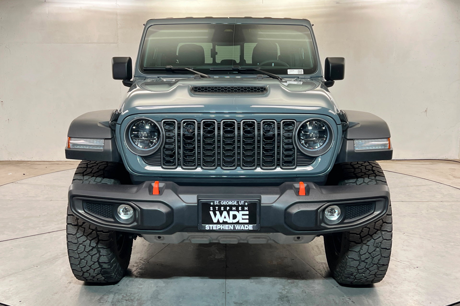 Certified 2026 Jeep Gladiator Mojave AWD/4WD image 8