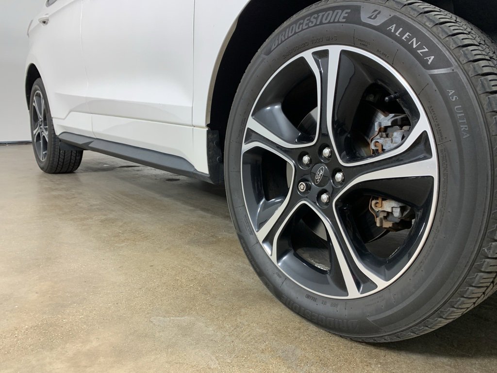 Used 2019 Ford Edge ST w/ Convenience Package image 6