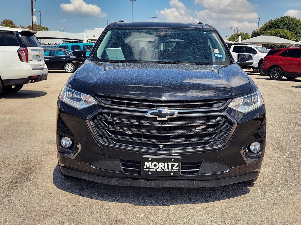 Used 2021 Chevrolet Traverse Premier w/ Redline Edition FWD image 2